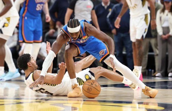 深圳配资 雷霆步行者裁判报告! 22个判罚无一误判 卡莱尔拒谈裁判称不想罚钱